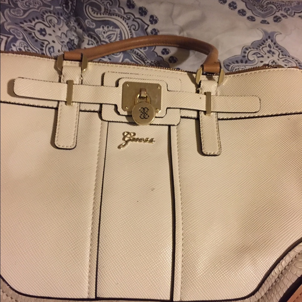 guess purse
